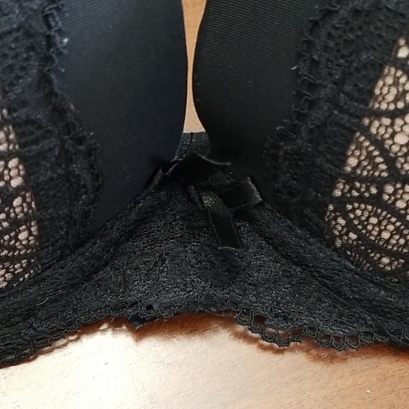 PADDED BRA 😍 - Picture 2 of 8